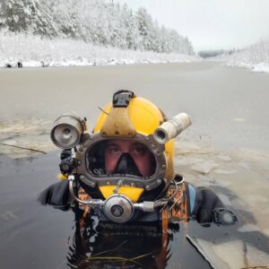 Ottomarino - sukeltamassa (1)